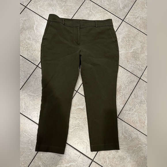Anne Taylor Olive Green Cropped Pants Size 12 - Picture 1 of 5
